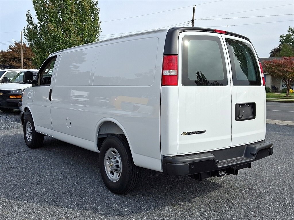 New 2025 Chevrolet Express Cargo 3500 WT Van