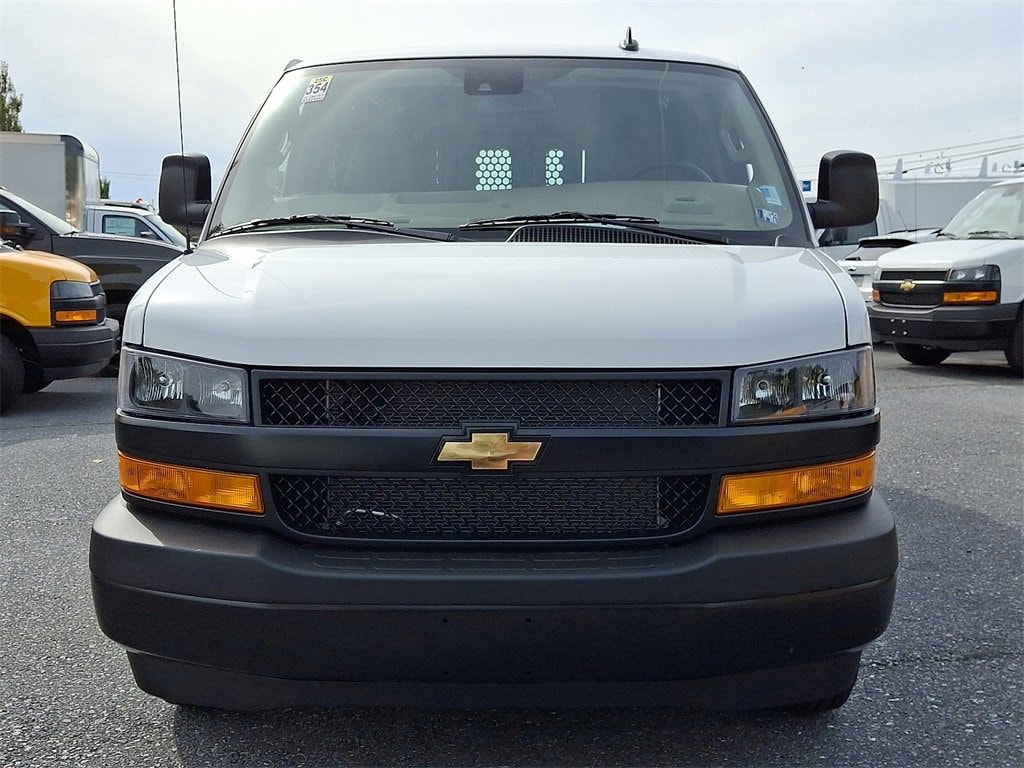 New 2025 Chevrolet Express Cargo 3500 WT Van