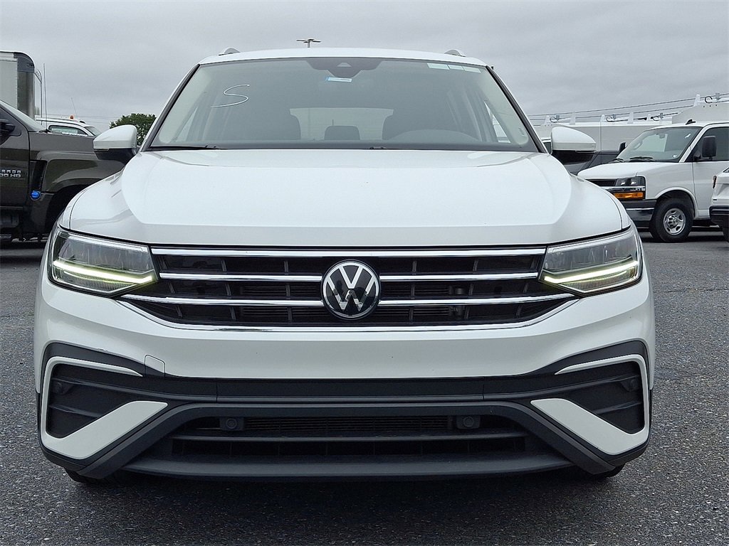 2024 Volkswagen Tiguan SE Wolfsburg Edition photo 2