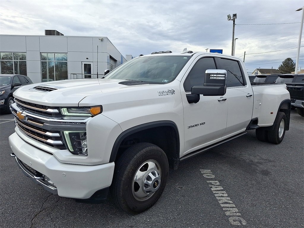 Used 2023 Chevrolet Silverado 3500 HD High Country Truck Crew Cab