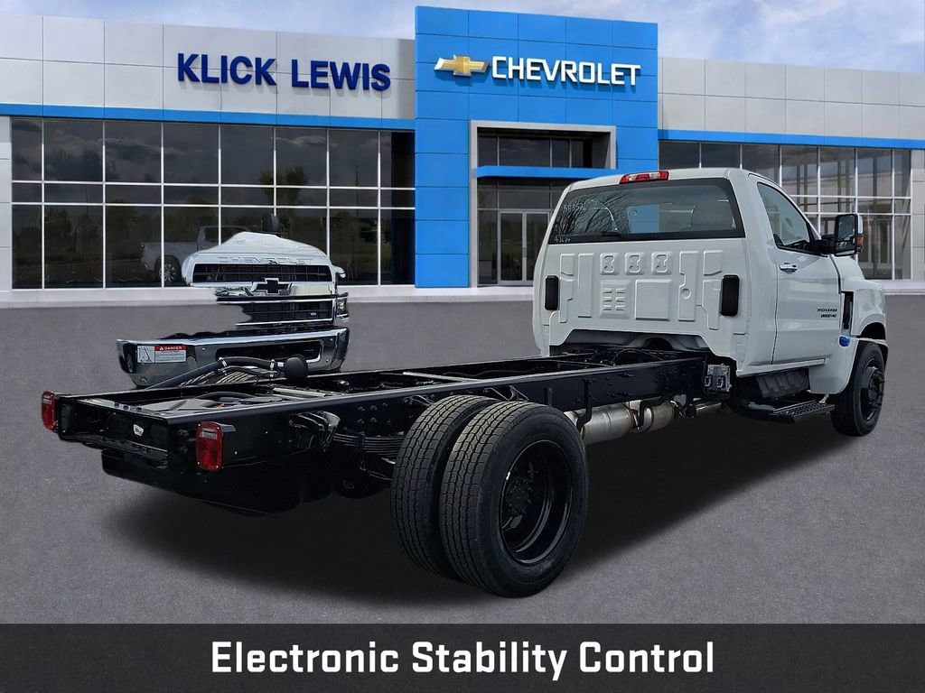 New 2024 Chevrolet Silverado 5500 HD LT Truck