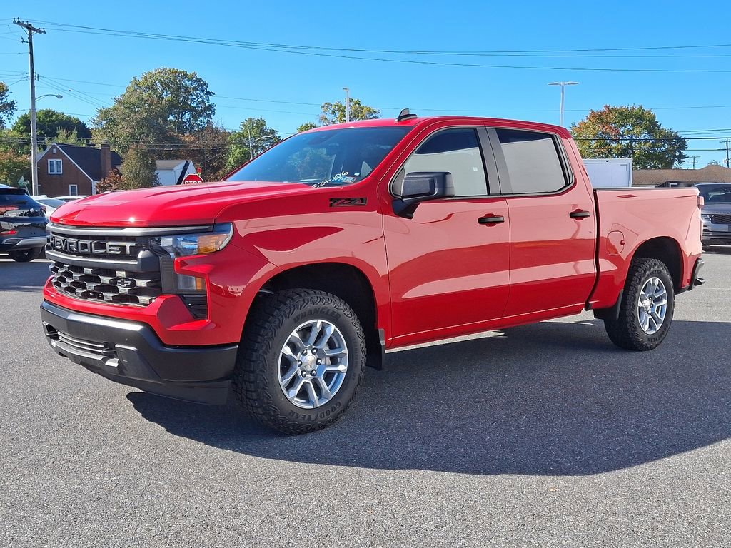 2024 Chevrolet Silverado 1500 photo 2