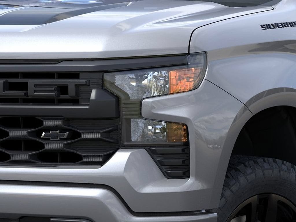 2026 Chevrolet Silverado 1500 Custom - Photo 10