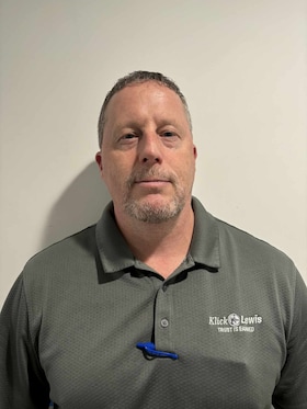 Staff member SHON SHELLEHAMER from ID_71863903aae0