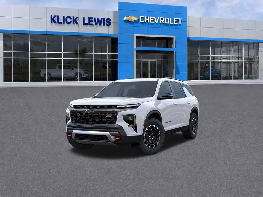 2027 Chevrolet Traverse Z71 - Photo 8