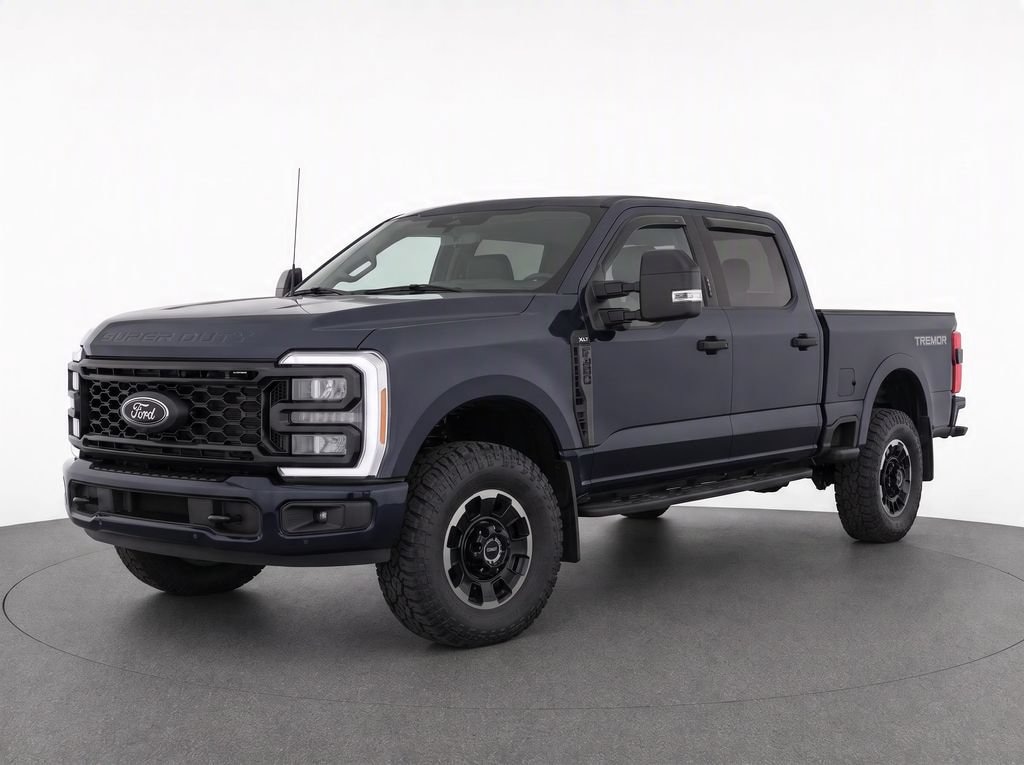 Used 2025 Ford F-350 XLT Truck Crew Cab