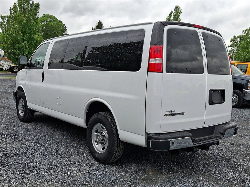 2024 Chevrolet Express Passenger 2500 photo 3