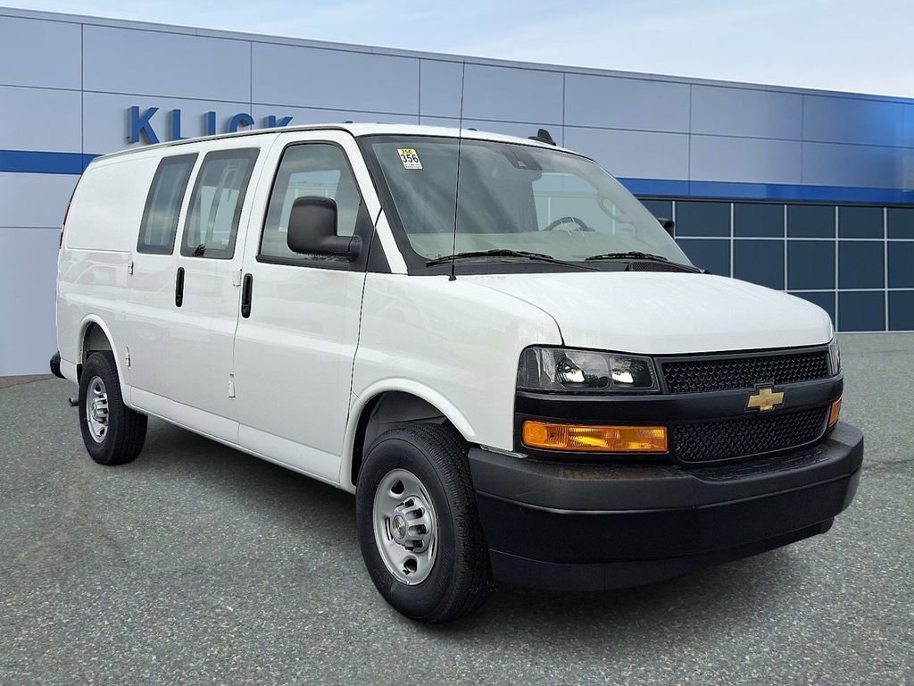 2025 Chevrolet Express Cargo Work Van's photo