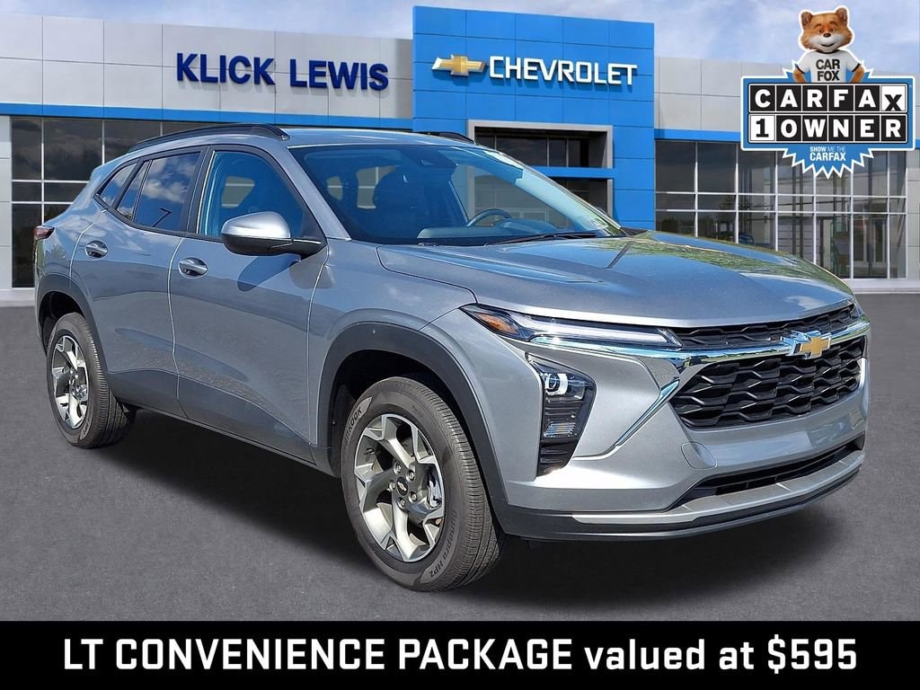 Used 2025 Chevrolet Trax LT SUV