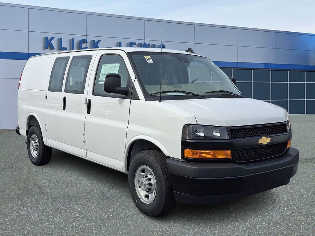2025 Chevrolet Express Cargo Work Van's photo