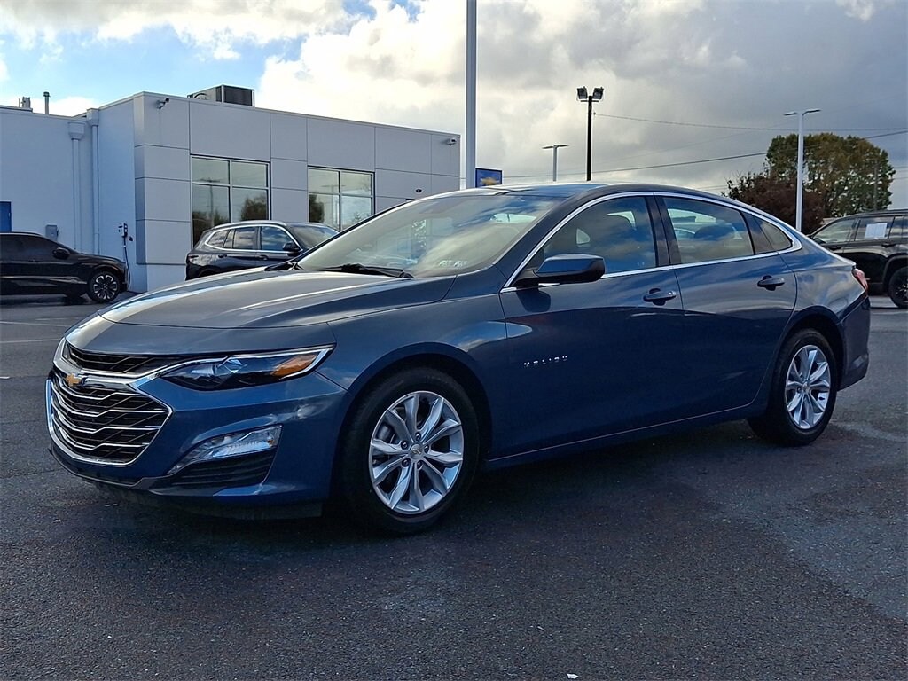 Used 2024 Chevrolet Malibu 1LT Sedan