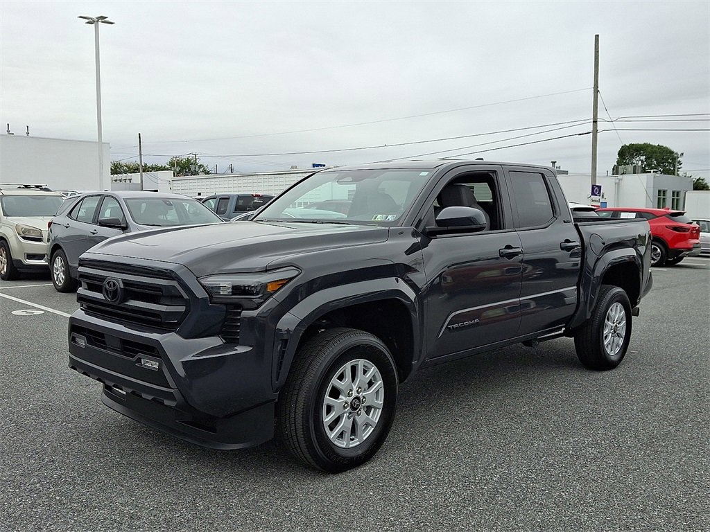 2024 Toyota Tacoma SR5 photo 3