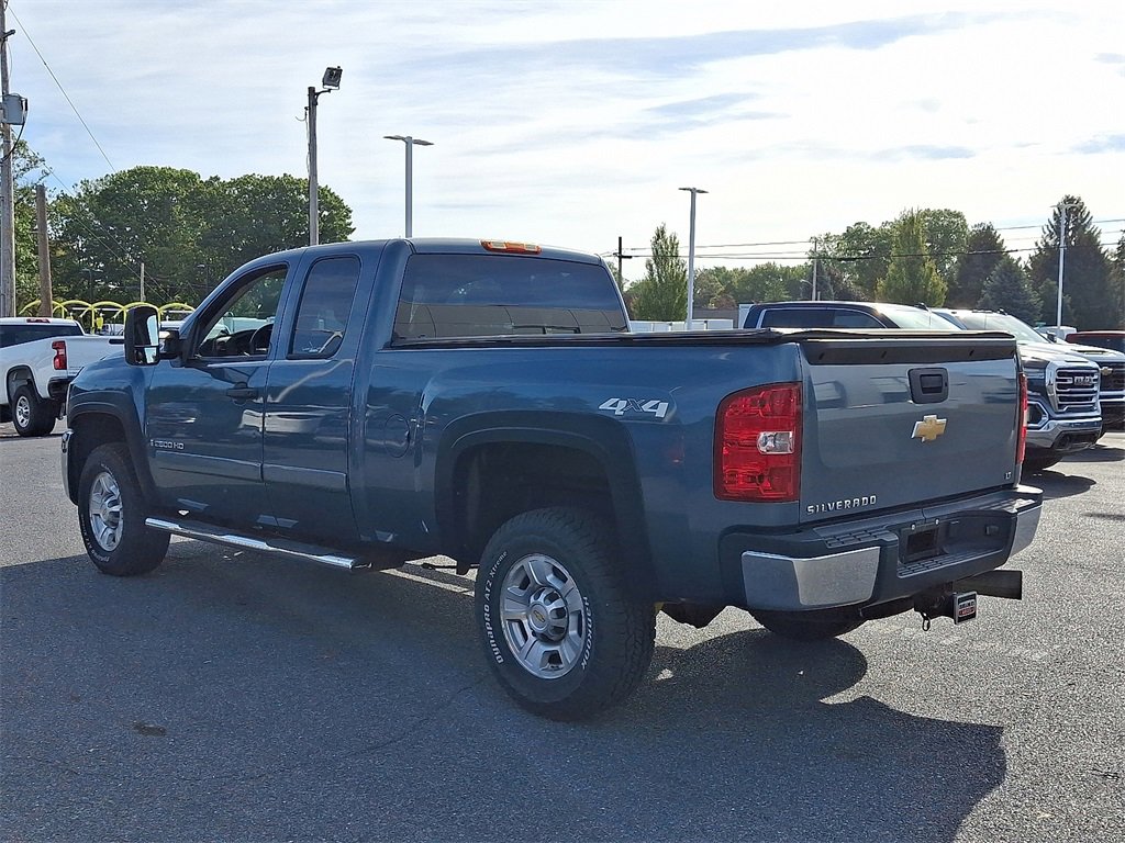 2008 Chevrolet Silverado LT photo 4