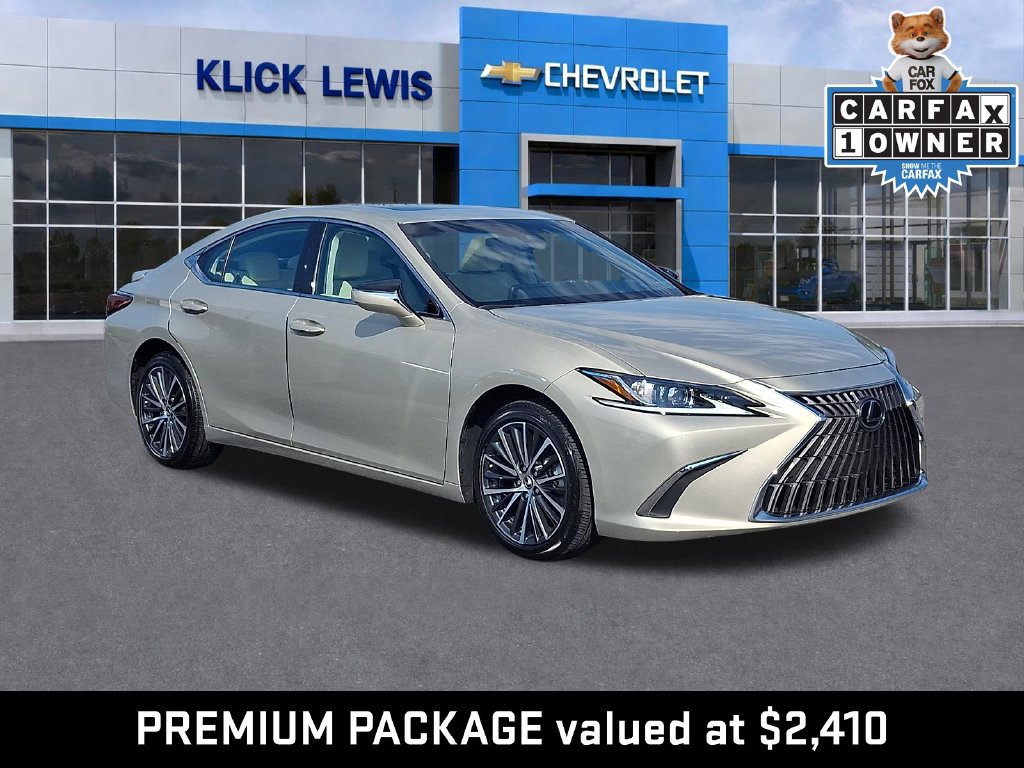 2022 Lexus ES 250