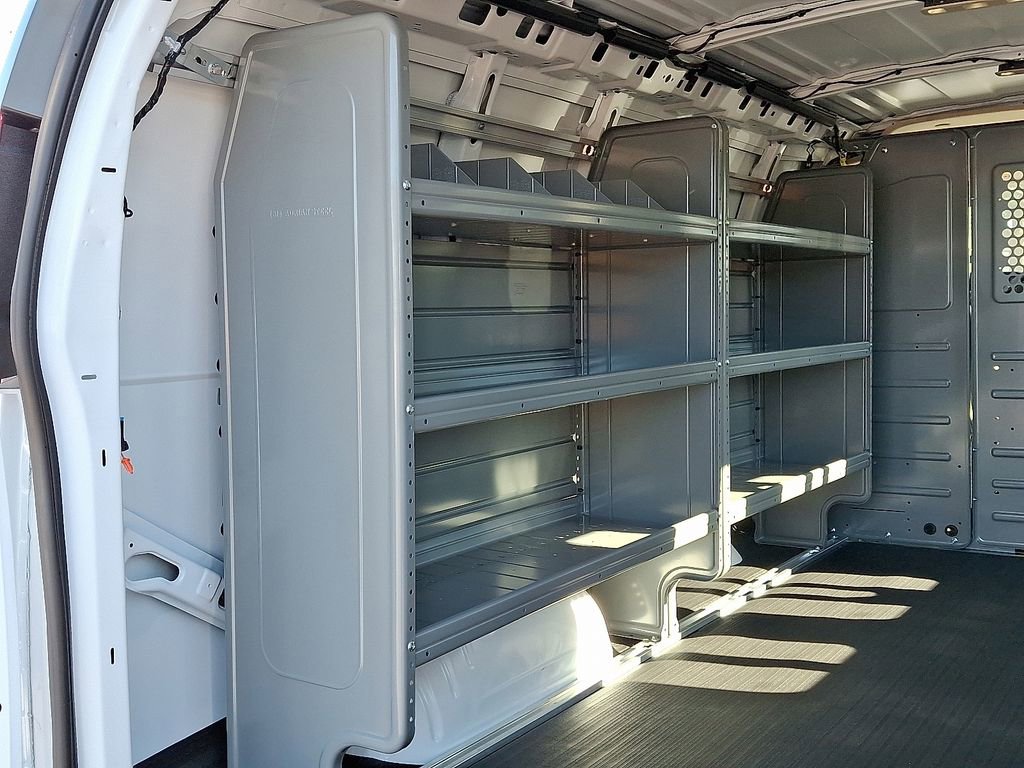 2025 Chevrolet Express Cargo Work Van - Photo 9