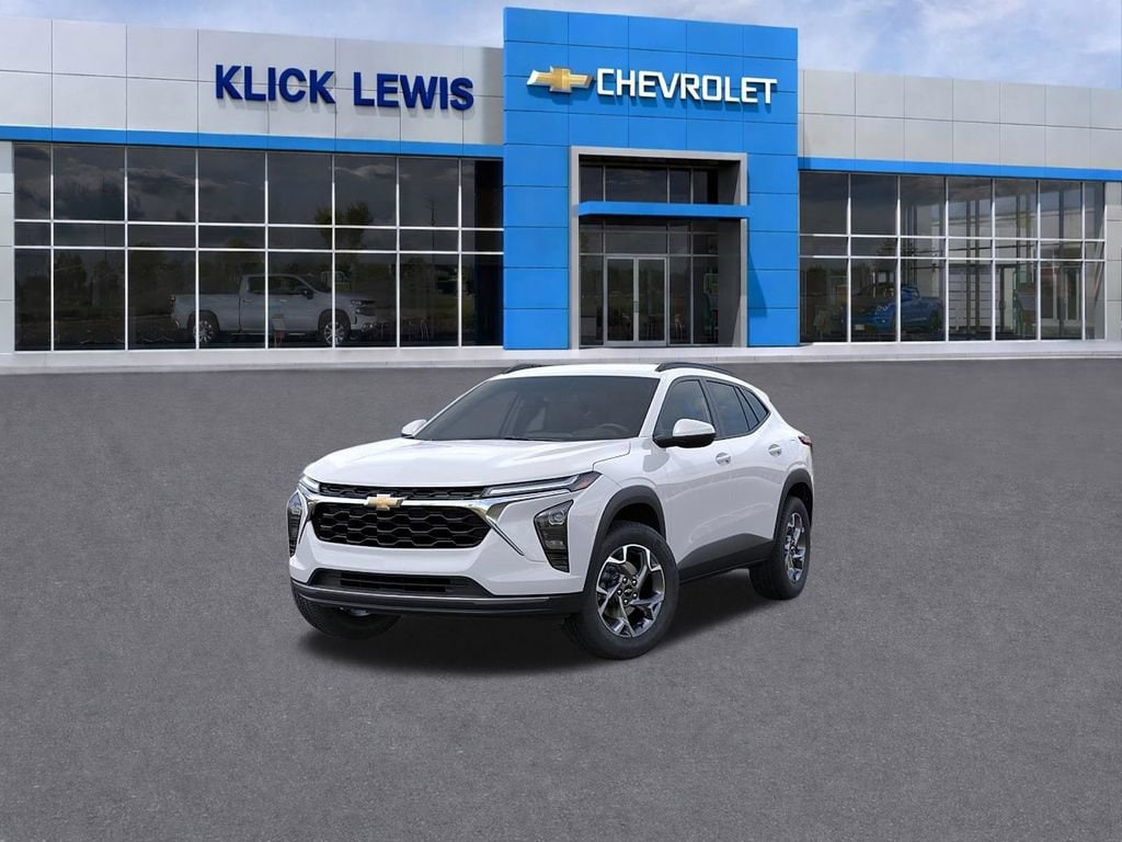 2026 Chevrolet Trax LT - Photo 8