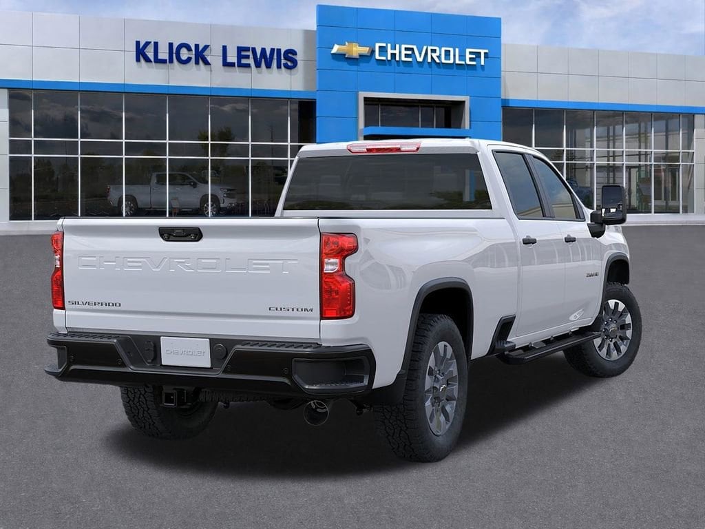 2026 Chevrolet Silverado 2500 HD Custom - Photo 4