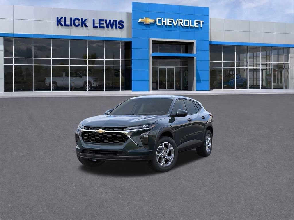 2026 Chevrolet Trax LS - Photo 8