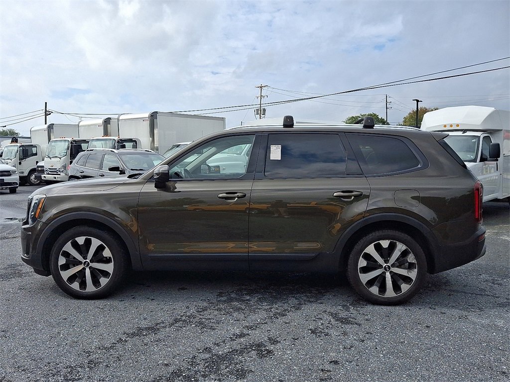 2020 Kia Telluride EX photo 2