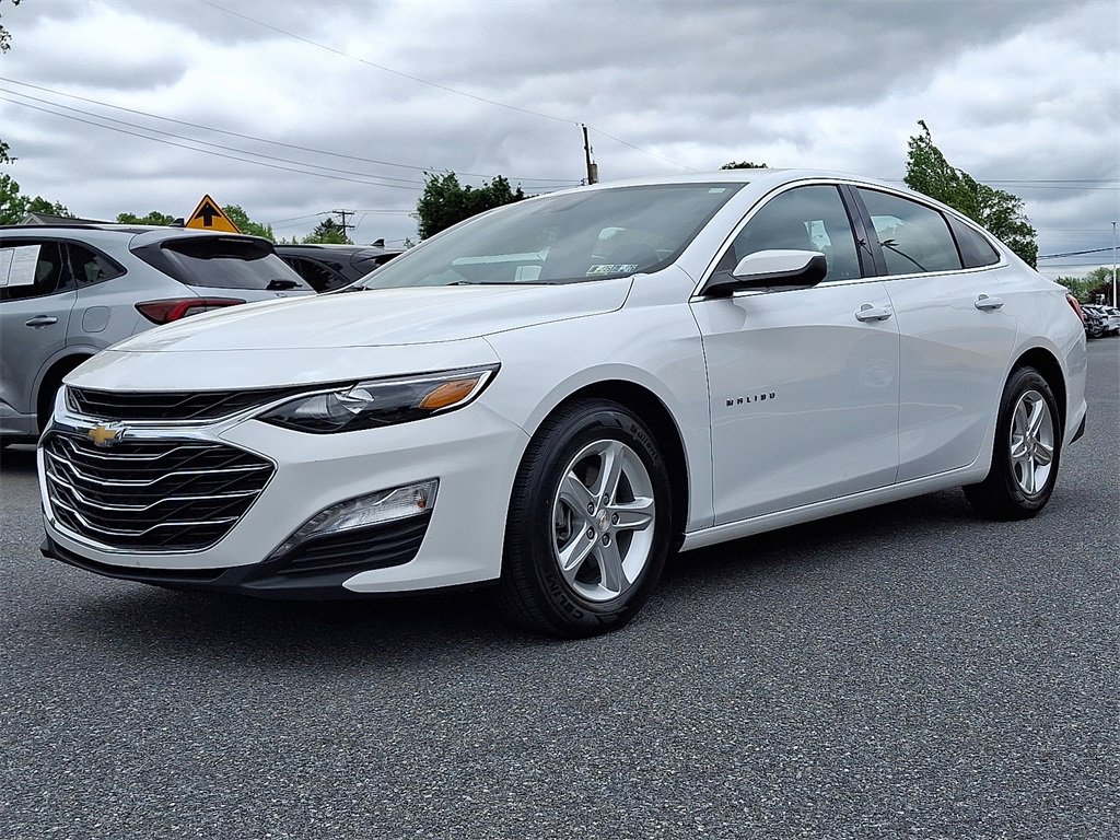 Used 2023 Chevrolet Malibu 1LT with VIN 1G1ZD5ST0PF207410 for sale in Palmyra, PA