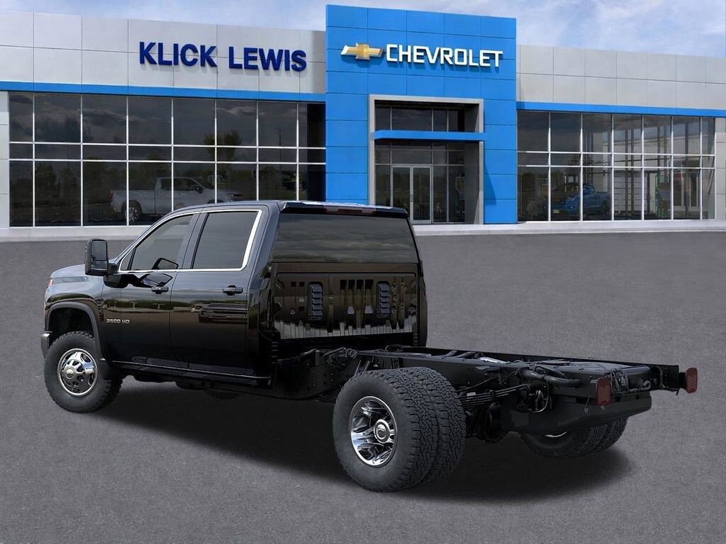 New 2026 Chevrolet Silverado 3500 HD Chassis Cab LT Truck