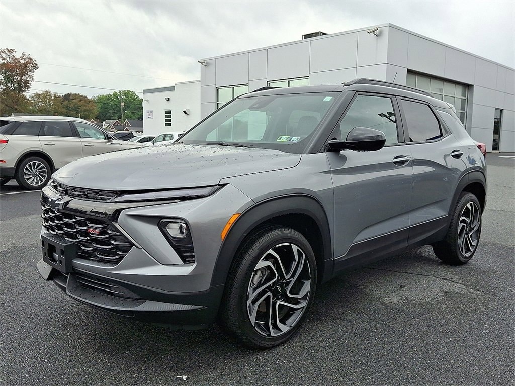 Used 2025 Chevrolet Trailblazer RS SUV