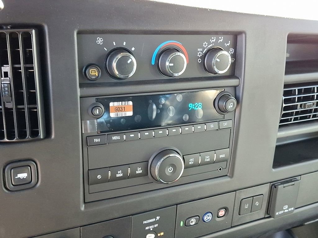2025 Chevrolet Express Cargo Work Van - Photo 13