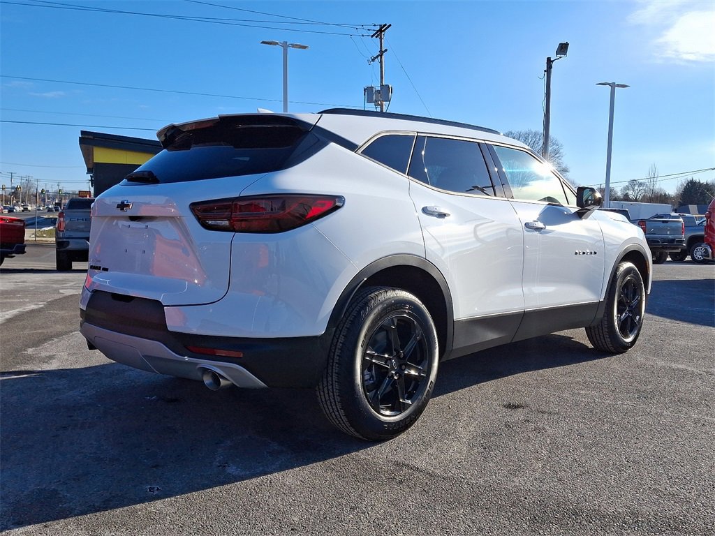 2025 Chevrolet Blazer 2LT photo 4