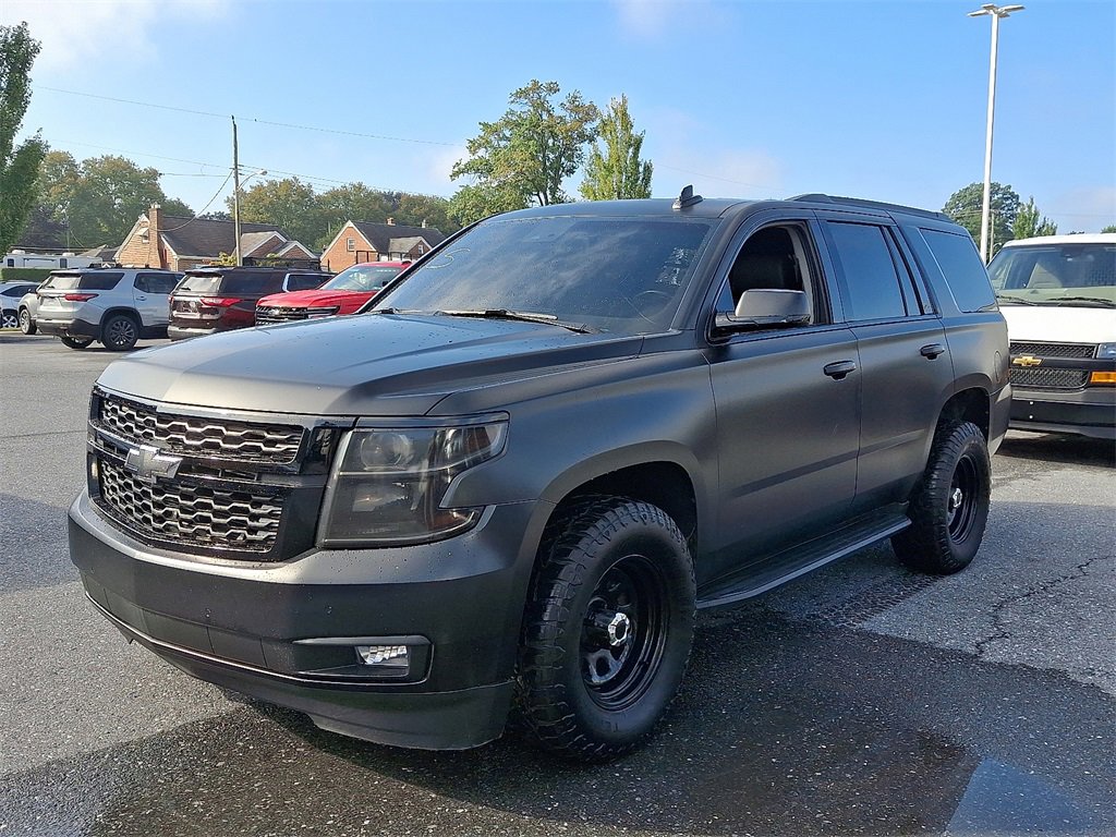 2019 Chevrolet Tahoe LT photo 3