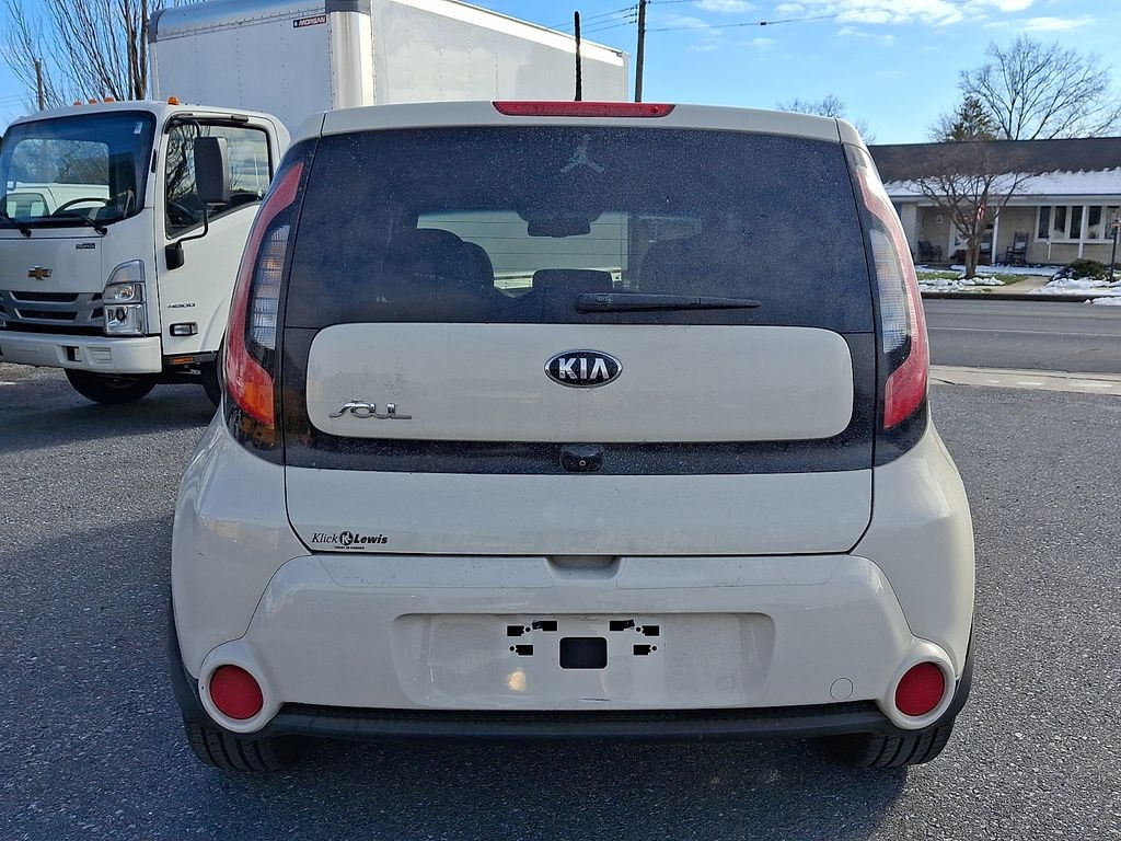 Used 2015 Kia Soul ! FWD Hatchback
