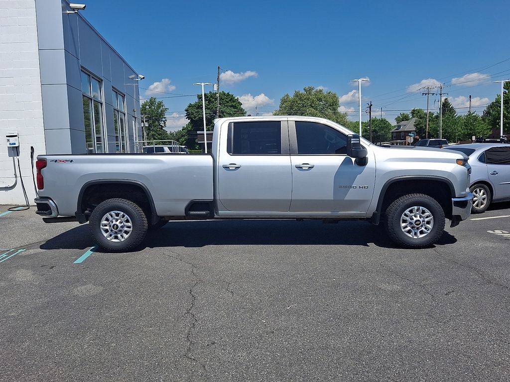 2020 Chevrolet Silverado 2500HD LT - Photo 6