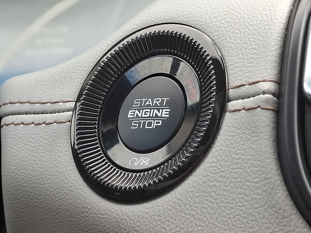 2025 Jeep Compass Limited - Photo 22