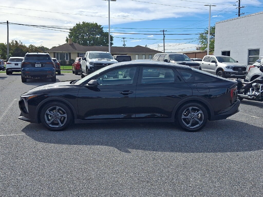 Certified 2025 Kia K4 LXS Sedan