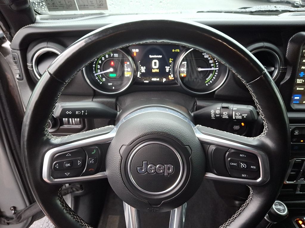 2021 Jeep Wrangler Unlimited Sahara 4XE - Photo 18