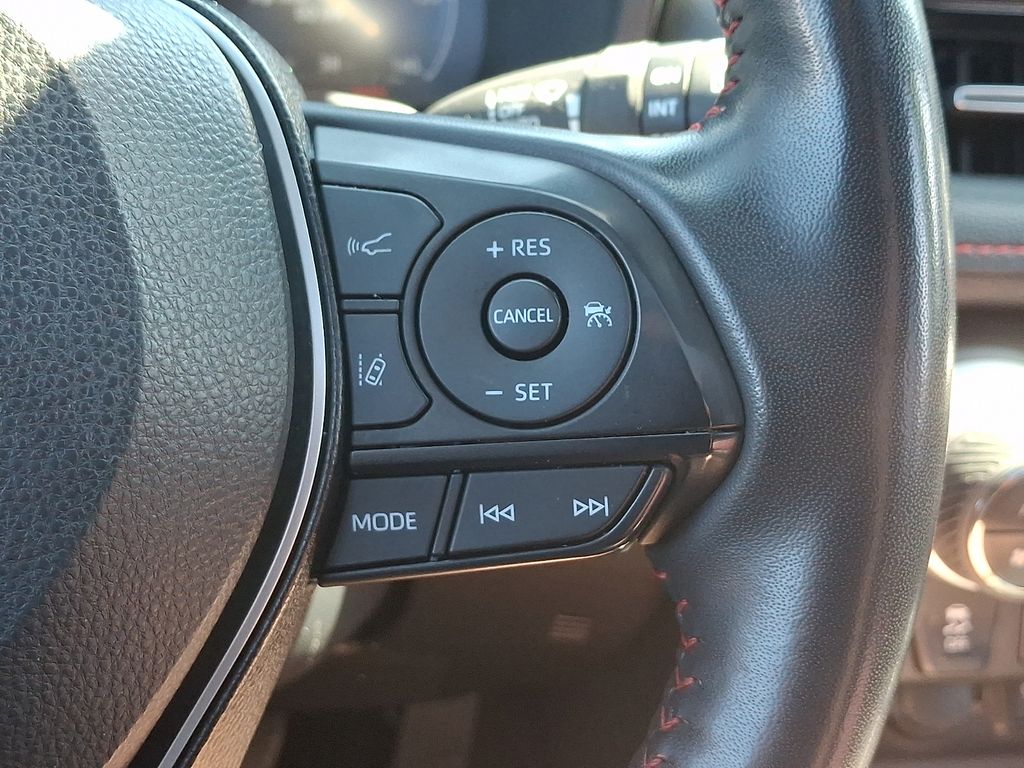 2024 Toyota RAV4 XSE - Photo 21