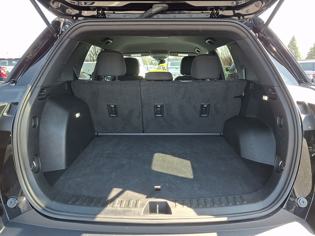2025 Chevrolet Equinox LT - Photo 25