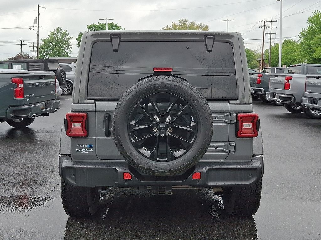 2021 Jeep Wrangler Unlimited Sahara 4XE - Photo 4