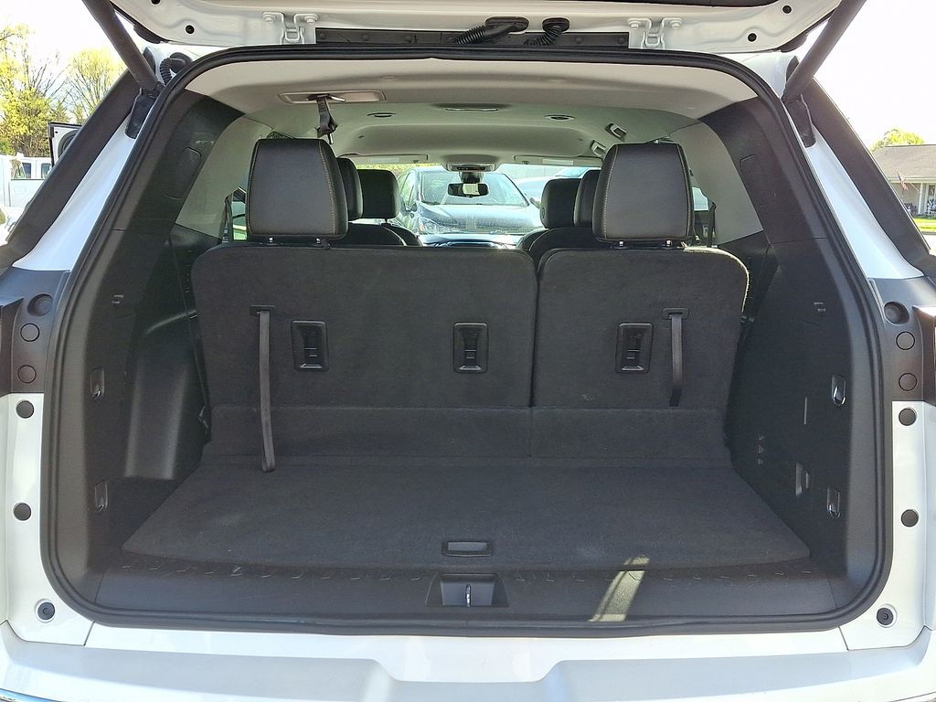 2021 Chevrolet Traverse Premier - Photo 28