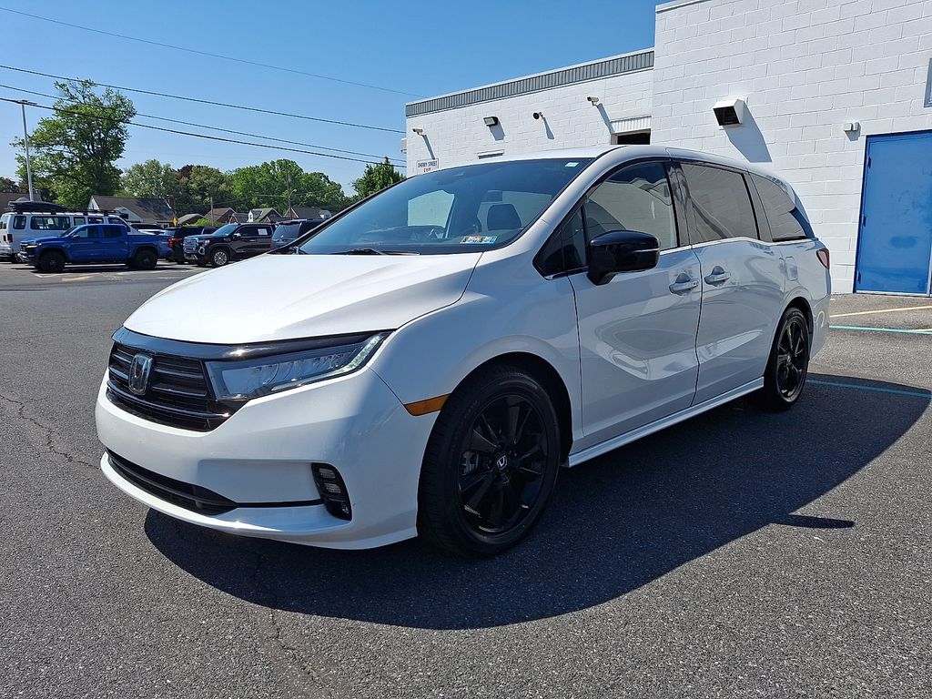 2023 Honda Odyssey SPORT's photo