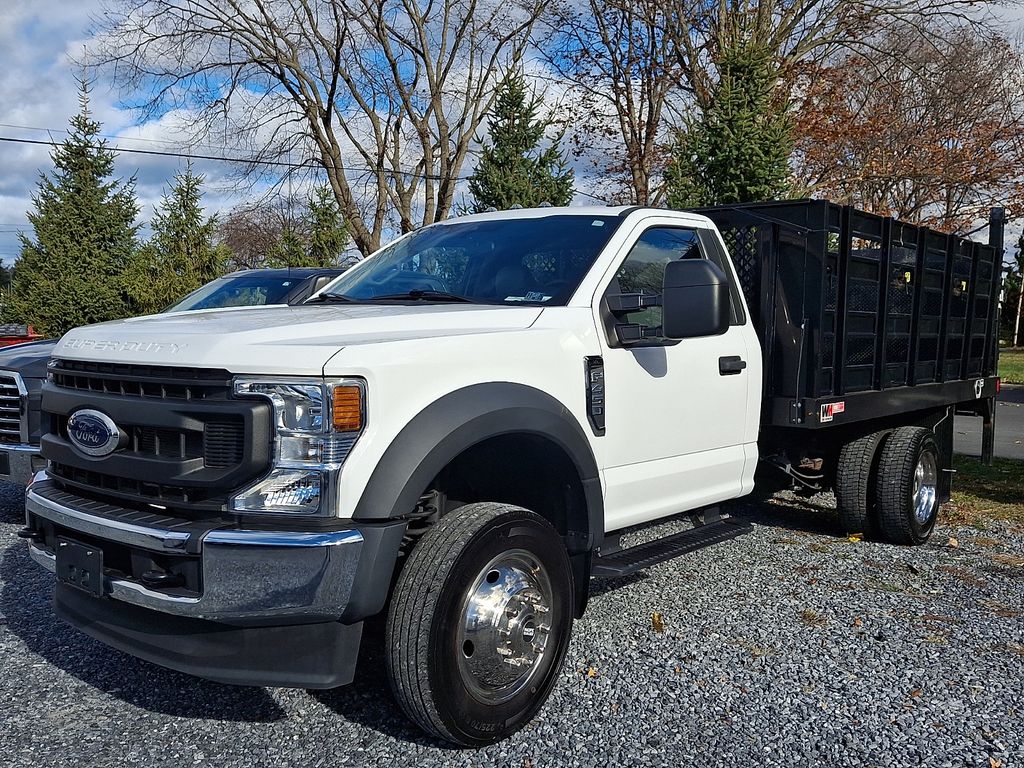 2021 Ford F-450 Super Duty Chassis Cab XL's photo