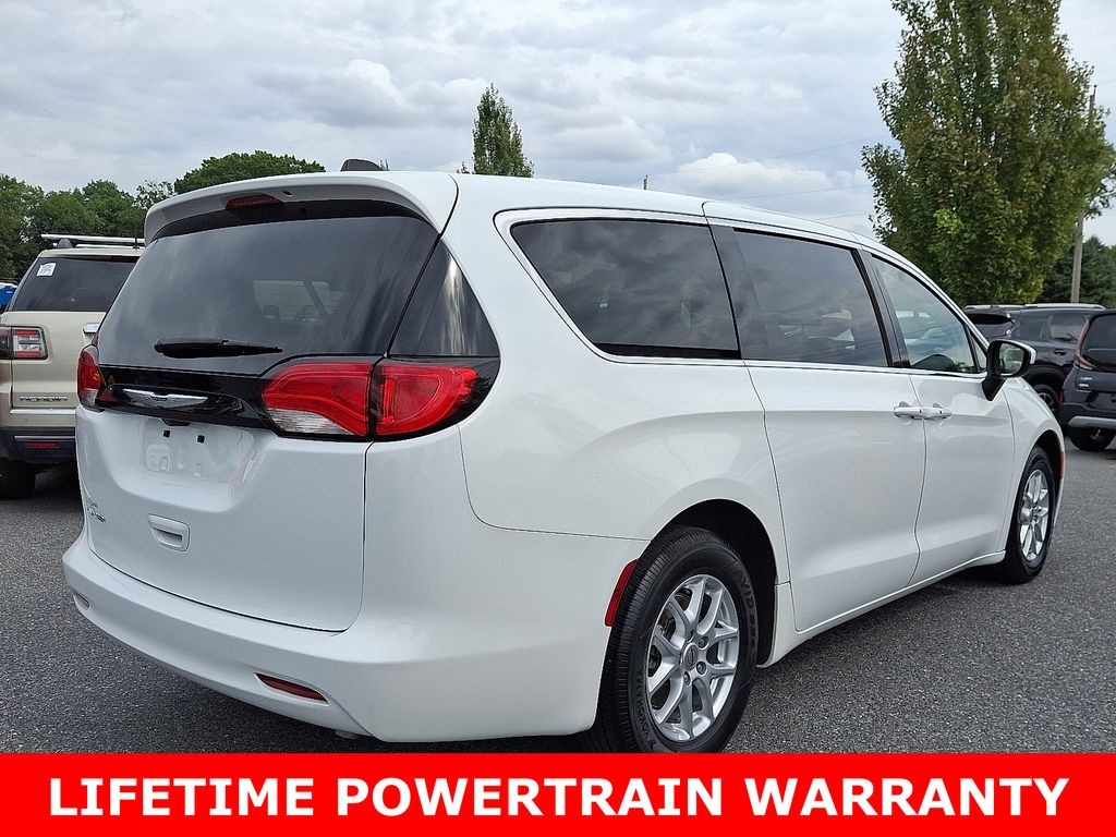 Used 2022 Chrysler Voyager LX Van Passenger Van