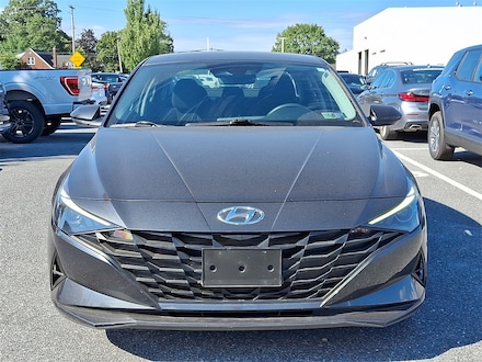 2023 Hyundai Elantra SEL Sedan 2023 Hyundai Elantra SEL Sedan