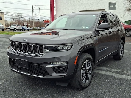 2022 Jeep Grand Cherokee 4xe Base SUV