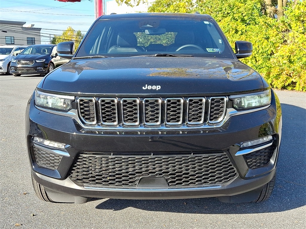Used 2024 Jeep Grand Cherokee Limited SUV