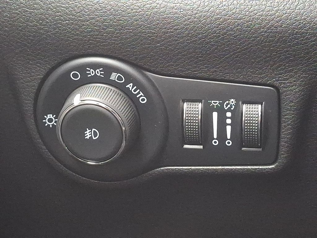 2025 Jeep Compass Limited - Photo 21