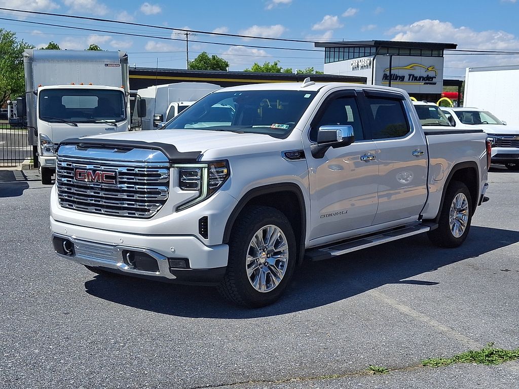 2024 GMC Sierra 4WD Crew Cab Short Box Denali's photo
