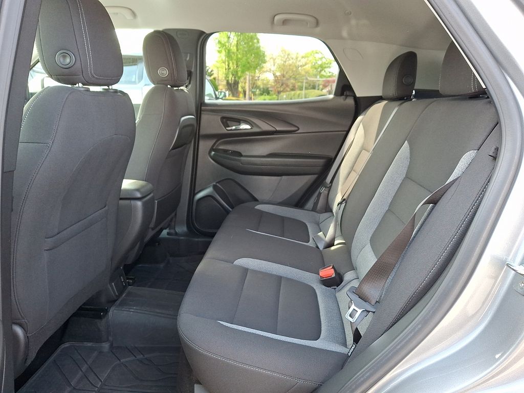 2023 Chevrolet TrailBlazer LT - Photo 9