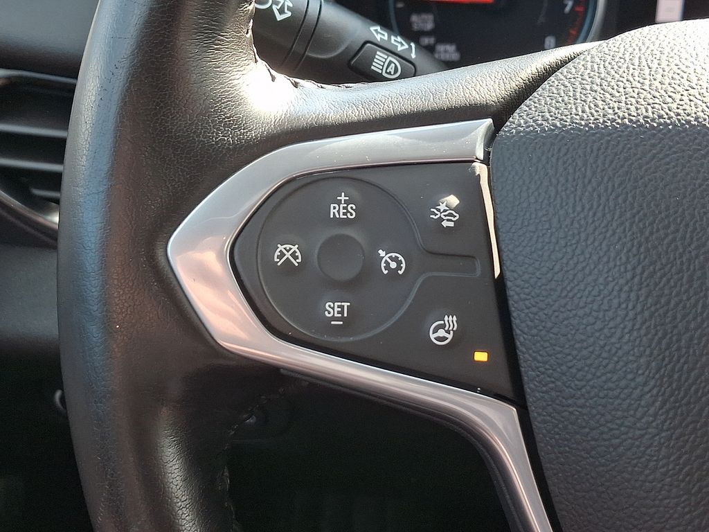 2021 Chevrolet Traverse Premier - Photo 21