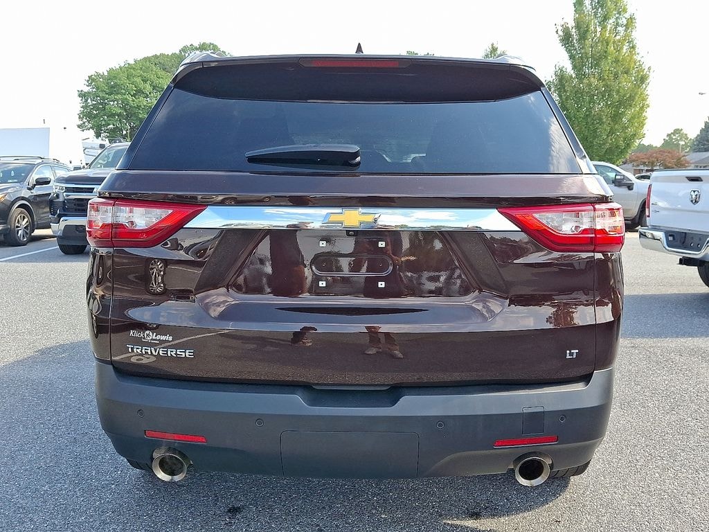 Used 2020 Chevrolet Traverse LT Cloth w/1LT SUV