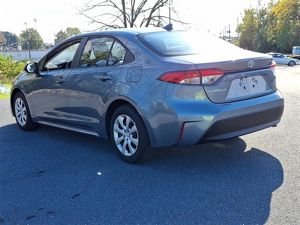 Used 2024 Toyota Corolla LE Sedan